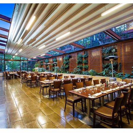 Pullman Santiago El Bosque Hotel Bagian luar foto The restaurant