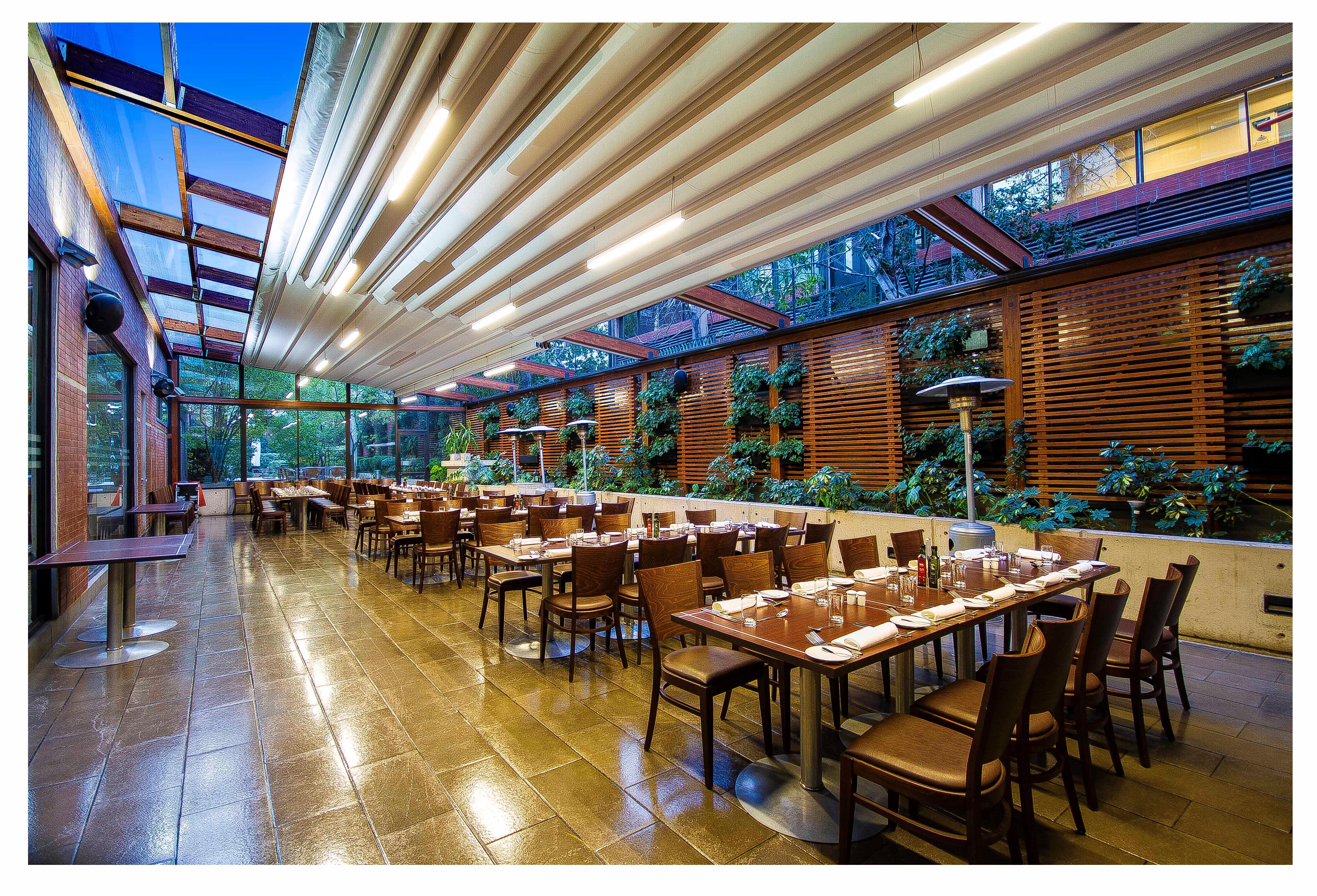 Pullman Santiago El Bosque Hotel Bagian luar foto The restaurant