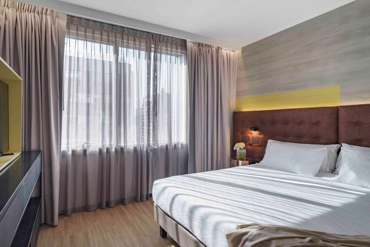 Pullman Santiago El Bosque Hotel Bagian luar foto